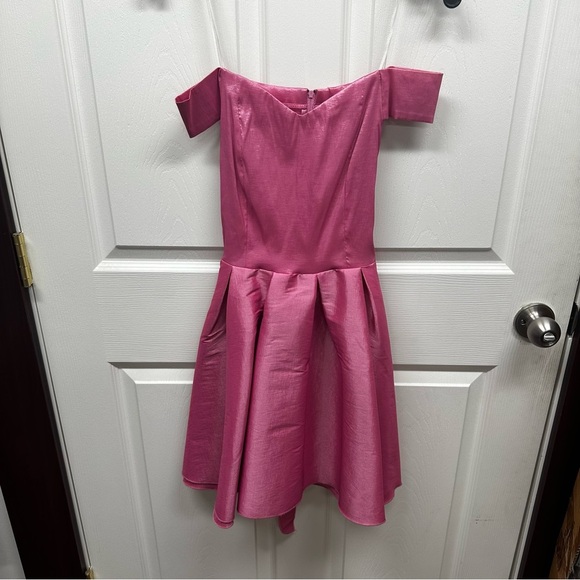Dresses & Skirts - Pink Off-Shoulder dress